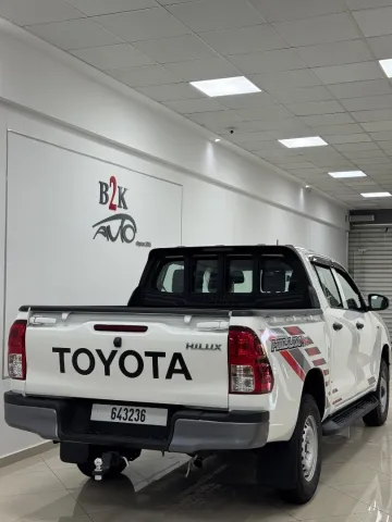 Toyota Hilux 4x4 2025 10