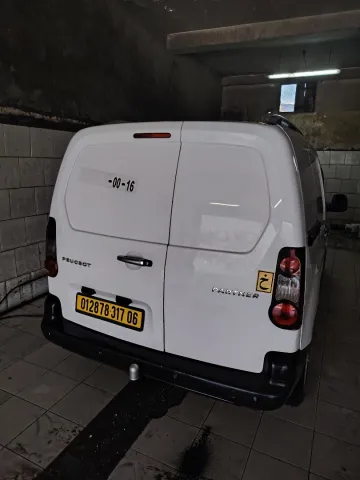 Peugeot Partner 2017 Partner 9
