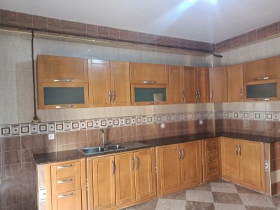 Location Appartement F4 Constantine El khroub