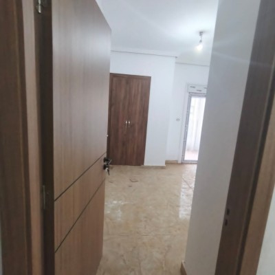 Sell Apartment F4 Oran Oran