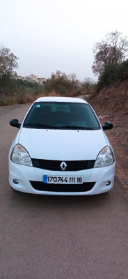 citadine-renault-clio-campus-2011-extreme-bouzareah-alger-algerie