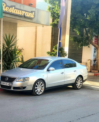 break-familiale-volkswagen-passat-sw-2008-aokas-bejaia-algerie