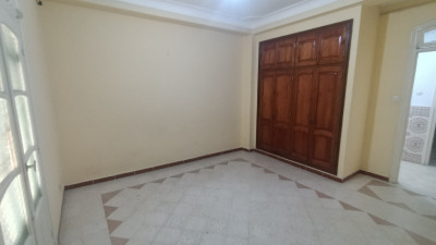 niveau-de-villa-location-f3-alger-birkhadem-algerie