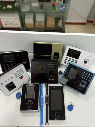 ZKTeco POINTEUSE BIOMETRIQUE EMPREINTE ET FACIAL (K60, MB160, UFACE800 plus, K50Pro,UF200,MB560...