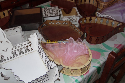 boumerdes-hammedi-algeria-kitchenware-plats-et-boite-de-gateaux