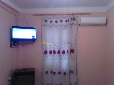 appartement-location-vacances-f3-bejaia-tichy-algerie