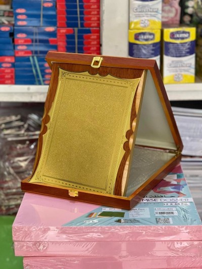 Trophée en Bois تروفي حطب  أنيق 