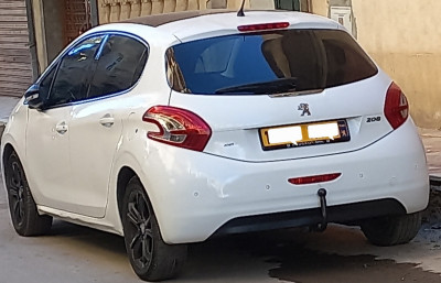 citadine-peugeot-208-2014-allure-setif-algerie