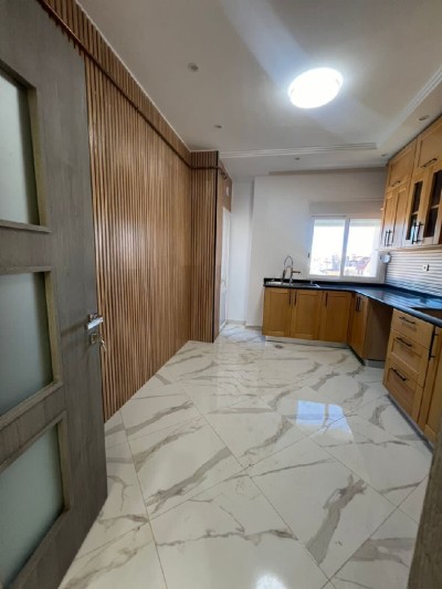 Sell Apartment F4 Alger Bordj el bahri