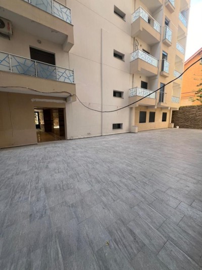 Sell Apartment F4 Alger Bordj el bahri