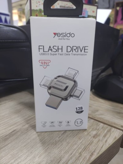 FLASH DISQUE 128 GB 4 IN 1 YESIDO