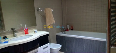 appartement-location-f4-oran-bir-el-djir-algerie