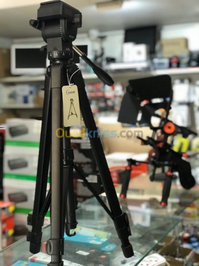 TREPIED PROFESSIONEL SAMARK SMK-880 