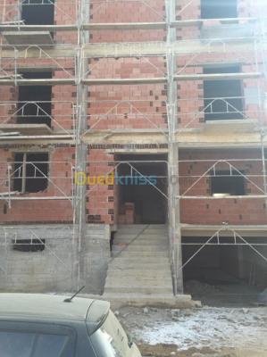 blida-algerie-construction-travaux-revêtement-façade-en-monocouche