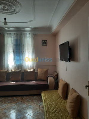 appartement-vente-f3-mostaganem-mezghrane-algerie