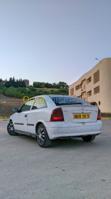 setif-algeria-average-sedan-opel-astra-1999
