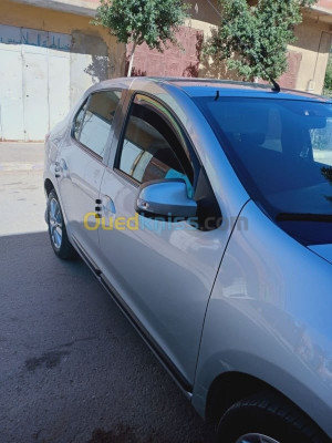 chlef-algeria-sedan-renault-symbol-2019