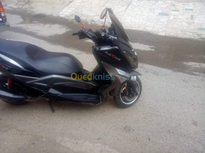 alger-hammamet-algerie-motos-scooters-sam-alexone-2019