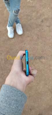 tipaza-bou-haroun-algerie-smartphones-xiaomi-mi-9t