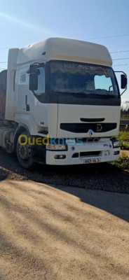 annaba-algerie-camion-renault-420-dci-2004