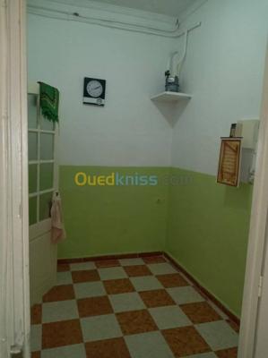 oran-algerie-appartement-vente-f2