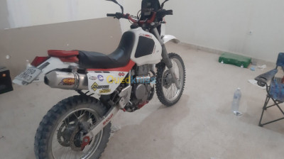 motos-scooters-honda-xr650l-2016-laghouat-algerie