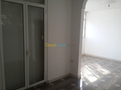 appartement-vente-f3-alger-ain-naadja-algerie