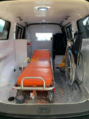 Aménagement de véhicule en Ambulance