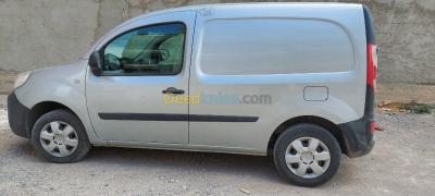 batna-ras-el-aioun-algerie-commerciale-renault-kangoo-2019