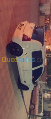 relizane-mazouna-algerie-mini-citadine-renault-clio-compus-extreme-2014