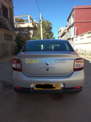 tlemcen-algerie-berline-renault-symbol-2016