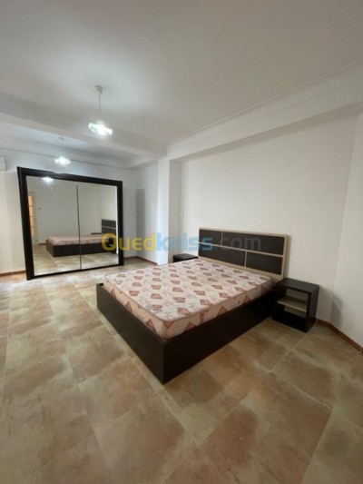 Location Appartement F4 Alger Hydra