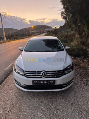 algiers-annaba-el-achour-algeria-large-sedan-volkswagen-passat-carat-2015