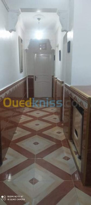 appartement-vente-f3-bouira-algerie