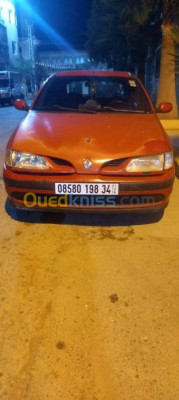 bordj-bou-arreridj-algerie-citadine-renault-megane-1-1998