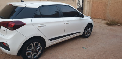 moyenne-berline-hyundai-i20-2019-chettia-chlef-algerie