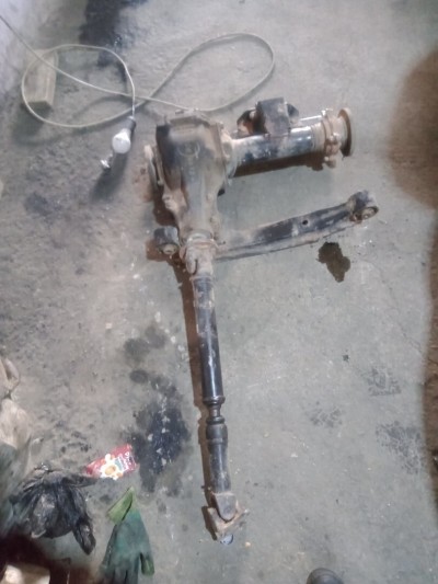 التعليق-والتوجيه-pont-w-cardan-nissan-hardbody-بون-وكاردة-نيسان-هاربودي-سطيف-الجزائر