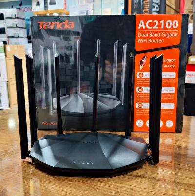 Point d'Acces Tenda AC23 AC2100 7x5dbi Gigabit Double Bande       