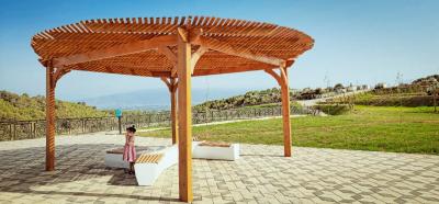 decoration-amenagement-pergola-en-bois-rouge-circulaire-tidjelabine-boumerdes-algerie