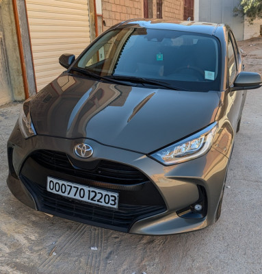 citadine-toyota-yaris-2022-touch-active-laghouat-algerie