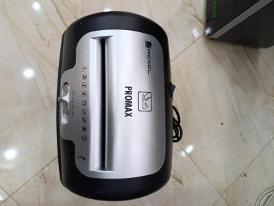  DESTRUCTEUR DE DOCUMENTS 6M COUPE MINI-CUT P4 - 13 LITRES - MÉCANIQUE - CORBEILLE À PAPIER