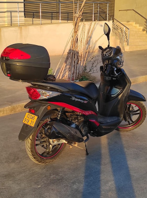 motos-scooters-sym-symphony-st-150-oran-algerie