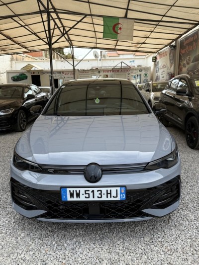 Volkswagen Golf 8 2025 R Black Edition 