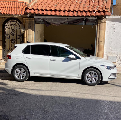 سيارات-volkswagen-golf-8-2021-life-بوزريعة-الجزائر