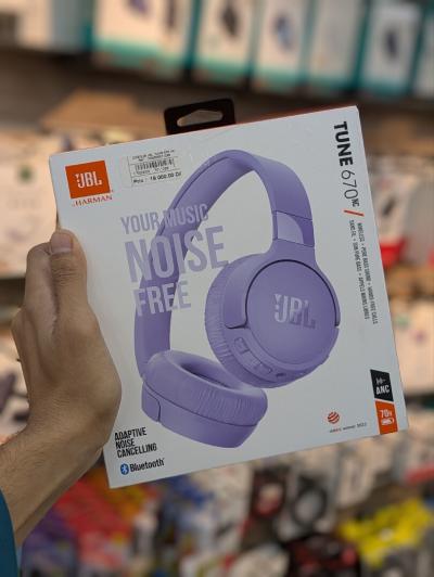 JBL TUNE 670 NC