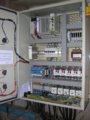 services-abroad-technicien-en-electricite-industrielle-et-batiment-كهرباء-صناعية-boudouaou-boumerdes-algeria