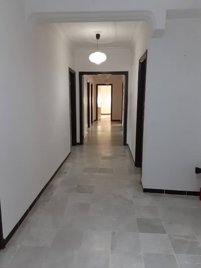 كراء شقة 5 غرف الجزائر حيدرة