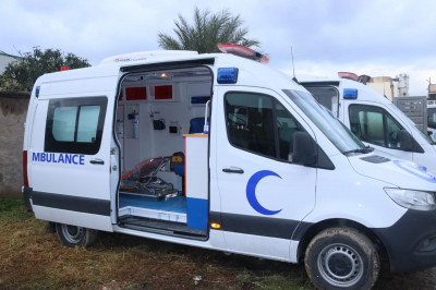 automobiles-mercedes-sprinter-2022-ambulance-medicalisee-boumerdes-algerie