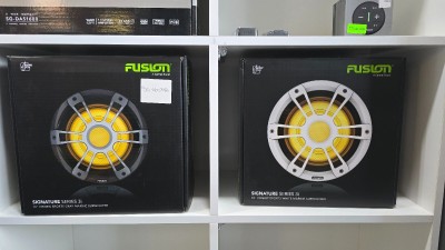 Subwoofer FUSION 600W SIGNATURE 3I BLANC / CHROME