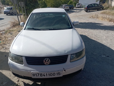 grande-berline-volkswagen-passat-2000-azazga-tizi-ouzou-algerie